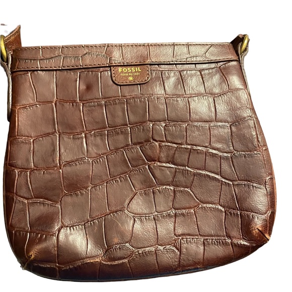Fossil Alligator skin brown crossbody 10” x 9” - Picture 1 of 10